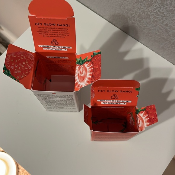 Glow recipe strawberry BOXES - Picture 5 of 5